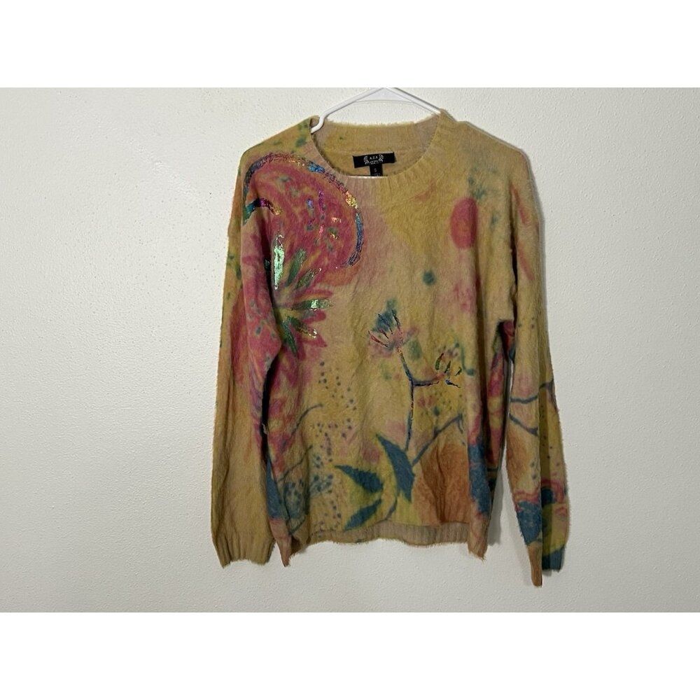 A.Z.I. New York colorful Soft Floral Sweater Size Small Graffiti Spray Paint